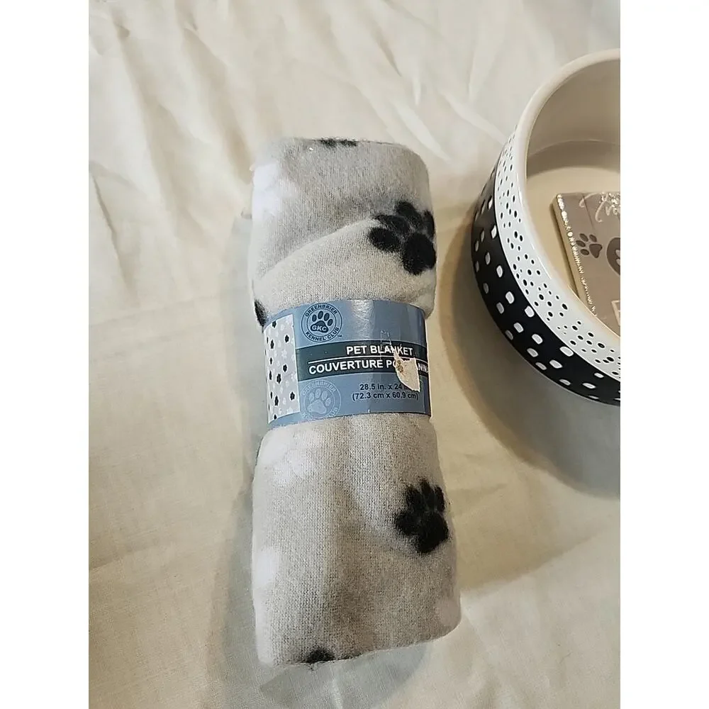 Boots & Barkley Pet Bowl 6 cups/48 oz Blue & White With Blanket & Magnet